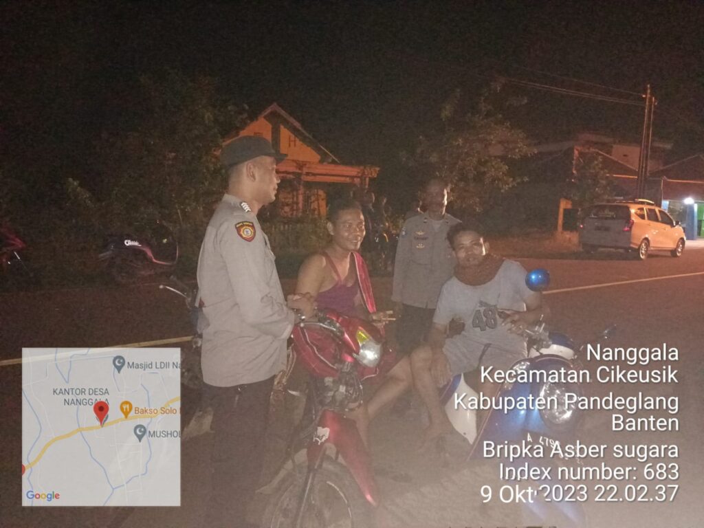 Polsek Cikeusik Menggelar Patroli Malam untuk Meningkatkan Kamtibmas dan Kesejahteraan Masyarakat 8 WhatsApp Image 2023 10 10 at 08.24.38