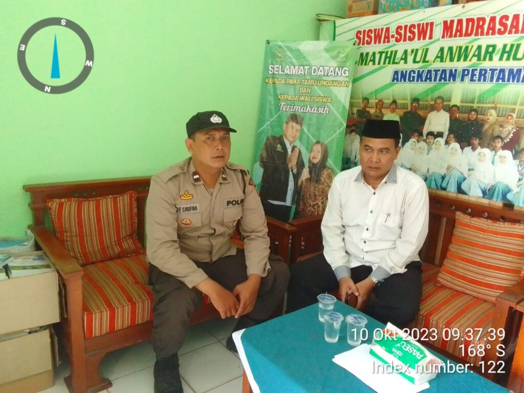 Patroli Kegiatan Rutin yang di Tingkatkan (KRYD) Polsek Cikeusik untuk Meningkatkan Kamtibmas 3 WhatsApp Image 2023 10 11 at 13.43.16