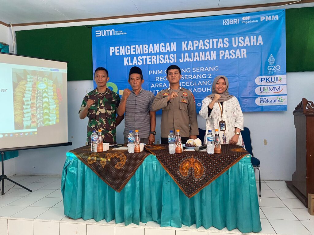 Bhabinkamtibmas Polsek Banjar Berperan Aktif dalam Meningkatkan Kapasitas Usaha Klasterisasi Jajanan Pasar di Pandeglang 10 WhatsApp Image 2023 10 24 at 19.07.35