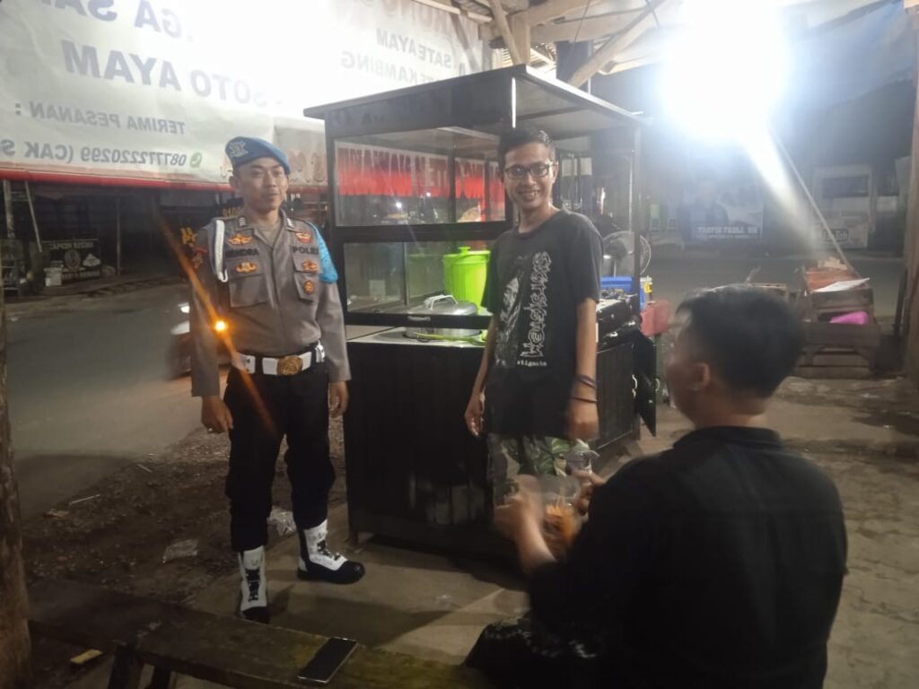 Polsek Jiput Gelar Sambang Warga untuk Menjaga Kamtibmas dan Cegah Hoax 1 WhatsApp Image 2023 10 25 at 09.49.26