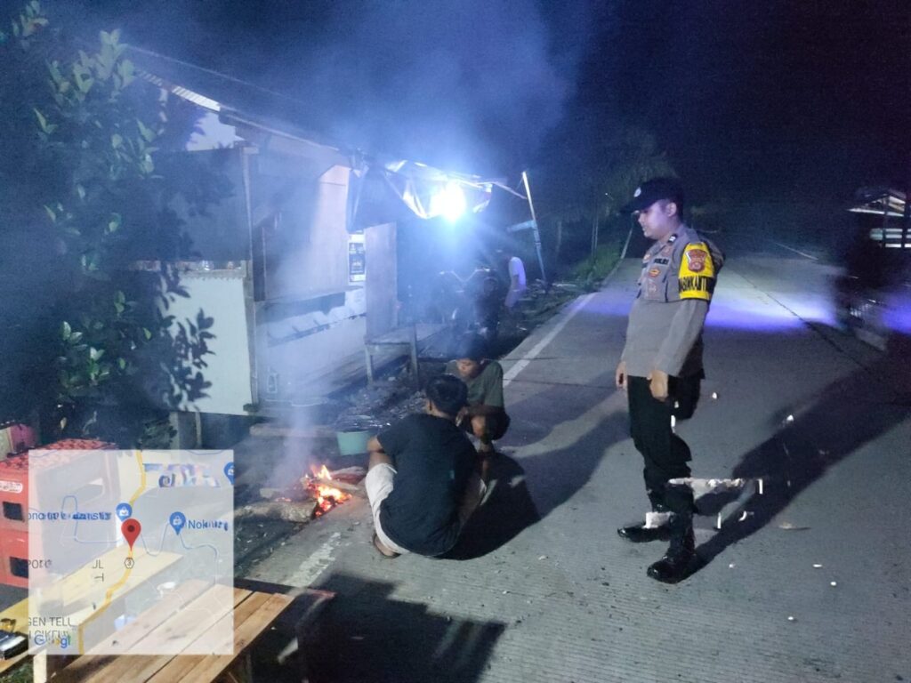 Bhabinkamtibmas Polsek Cikeusik Melaksanakan Sambang Door to Door ke Warga Binaan 8 WhatsApp Image 2023 10 27 at 11.19.00