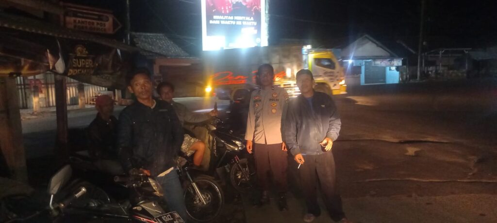 Patroli Malam Guna Memelihara Kamtibmas di Wilayah Hukum Polsek Saketi 4 WhatsApp Image 2023 10 29 at 19.11.38