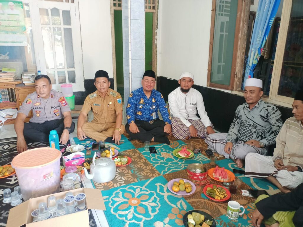 Polsek Pulosari Gelar Peringatan Maulid Nabi Muhammad SAW dan Haul Tuan Syech Abdul Qadir Al-Jailani 5 WhatsApp Image 2023 10 30 at 13.56.20