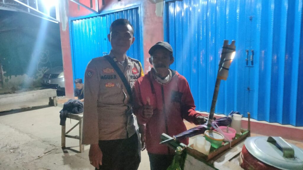 Patroli Polsek Panimbang: Meningkatkan Kamtibmas yang Aman dan Nyaman 4 WhatsApp Image 2023 10 31 at 20.40.06
