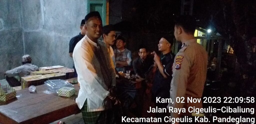 Patroli KRYD Polsek Cigeulis: Wujudkan Kamtibmas Aman dan Kondusif 3 WhatsApp Image 2023 11 03 at 21.06.55