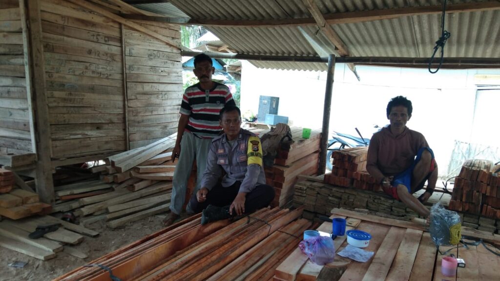 Bhabinkamtibmas Polsek Cikeusik Gelar Sambang DDS kepada Warga Binaan 9 WhatsApp Image 2023 11 16 at 19.51.12