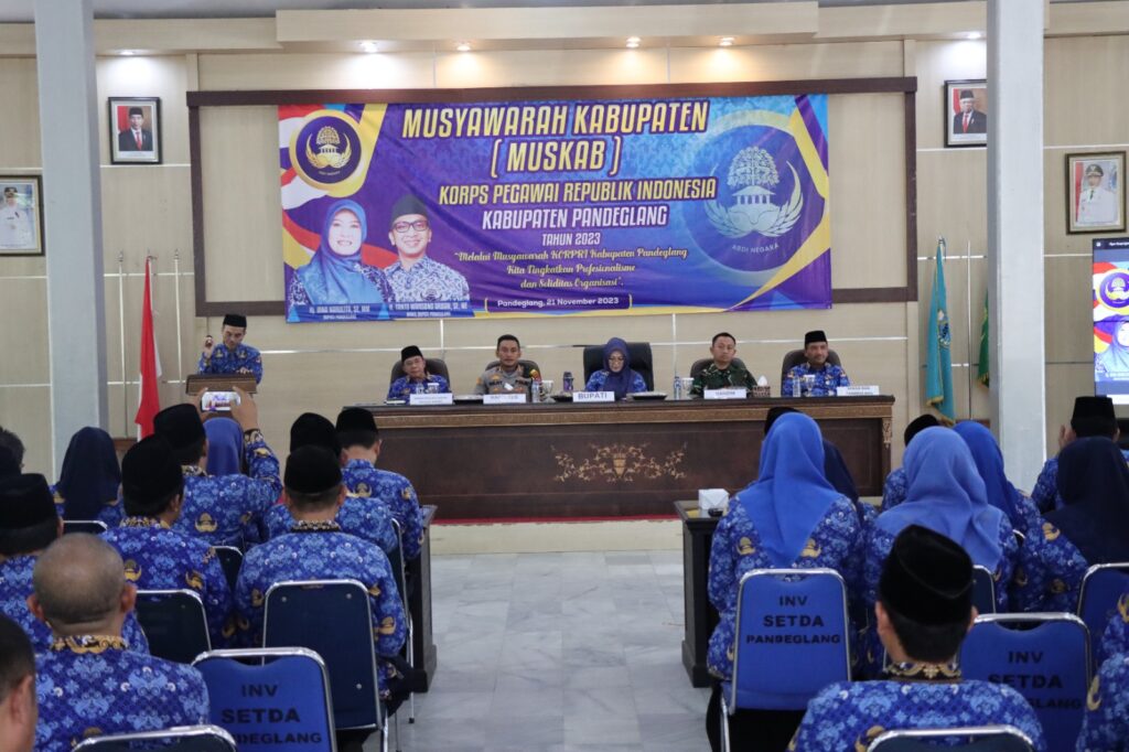 Kapolres Pandeglang Hadiri Musyawarah Kabupaten KORPRI untuk Meningkatkan Kesejahteraan Anggota 1 WhatsApp Image 2023 11 21 at 15.24.45