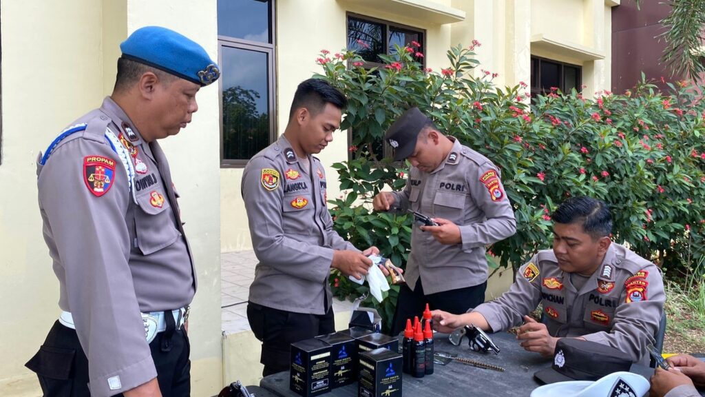 Polres Pandeglang Gelar Apel Pemeriksaan Senjata Api Dinas 10 WhatsApp Image 2023 11 22 at 12.57.39