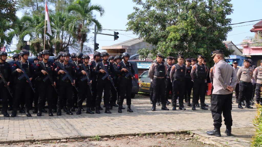 Polres Pandeglang Amankan Kunjungan Calon Presiden No. Urut 2 di Pandeglang 8 WhatsApp Image 2023 12 03 at 11.30.04