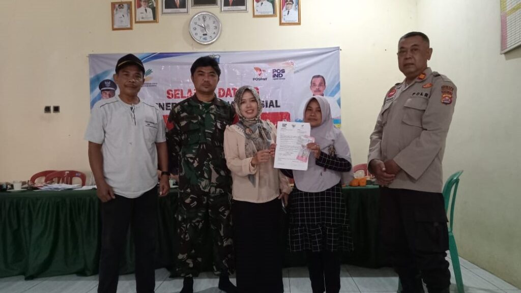 Polsek Bojong Kawal Penyaluran BLT El Nino di Kecamatan Bojong 8 WhatsApp Image 2023 12 23 at 12.08.06