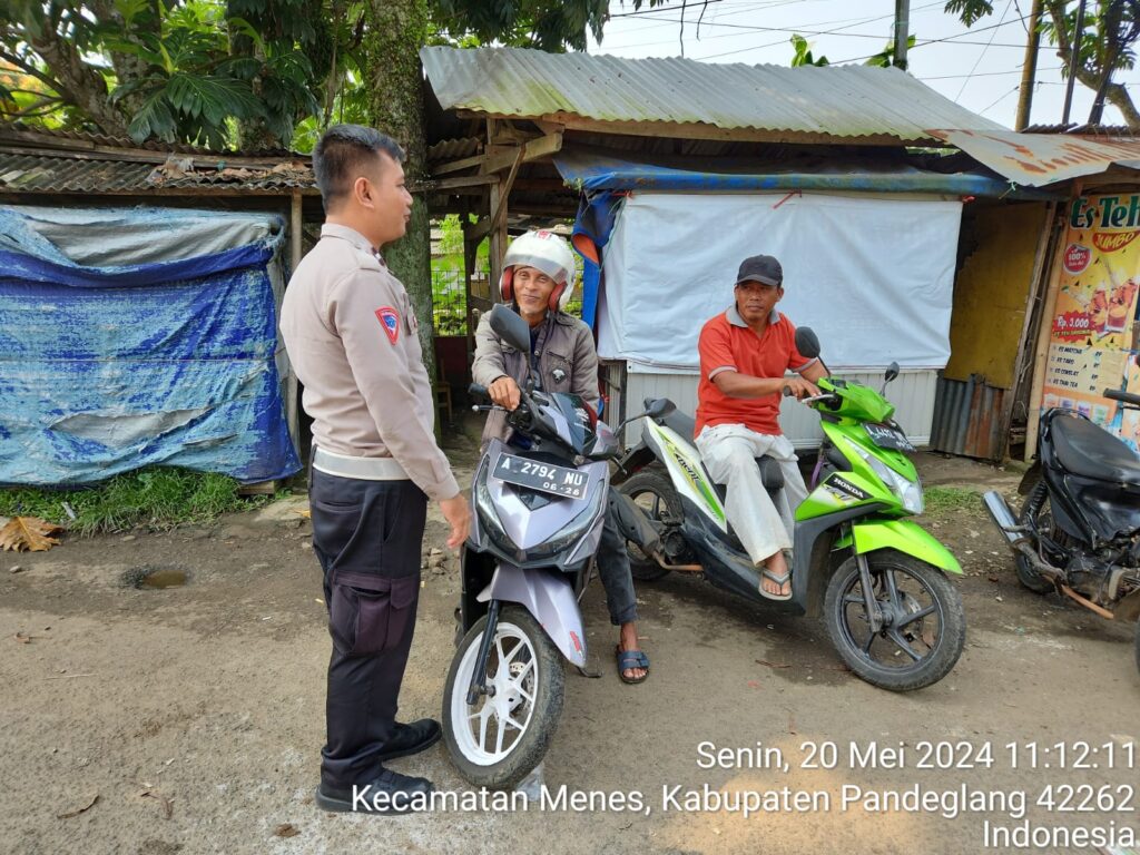 Polsek Menes Gandeng Tukang Ojek Jadi Pelopor Keselamatan Berlalu Lintas 5 WhatsApp Image 2024 05 20 at 14.03.18
