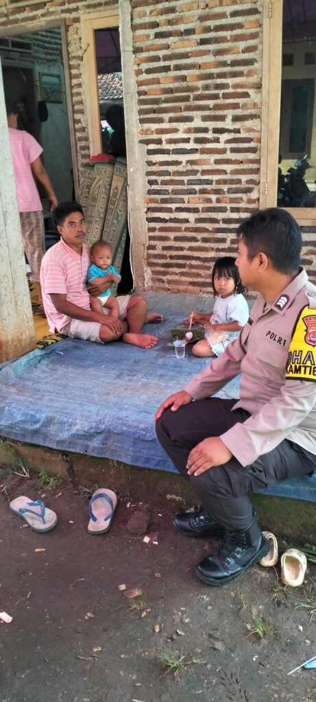 Bhabinkamtibmas Polsek Cadasari Polres Pandeglang Melaksanakan Sambang ke Warga Binaan 4 WhatsApp Image 2024 05 21 at 14.33.58