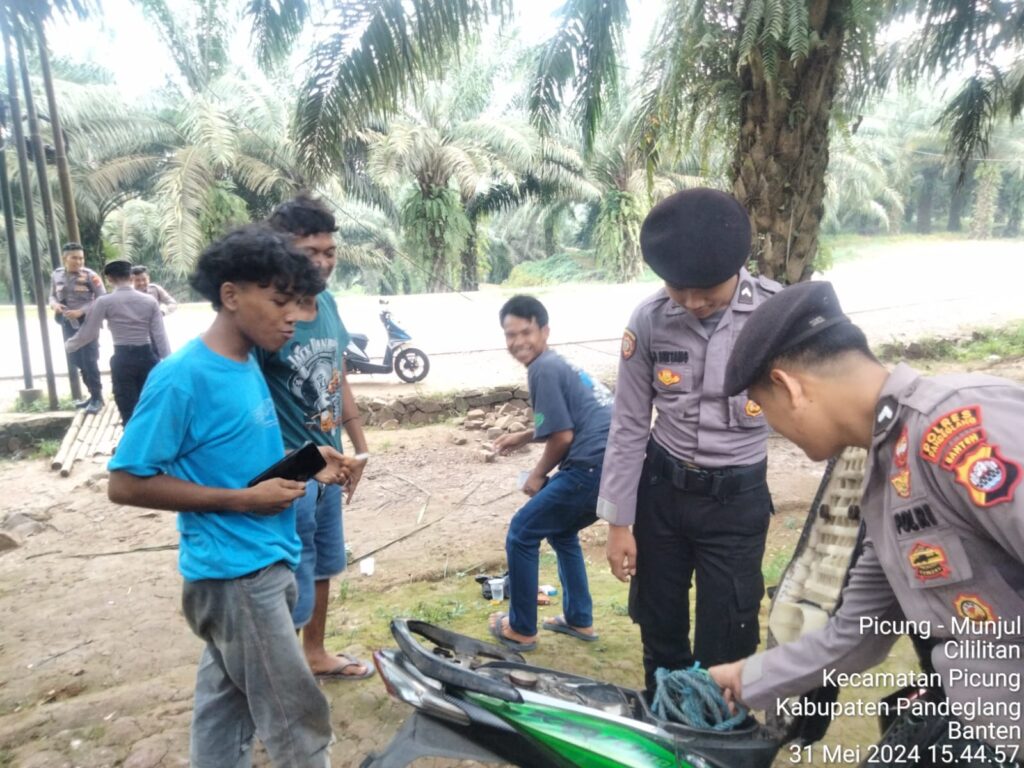 Sat Samapta Polres Pandeglang Gelar Patroli Mobile di Perkebunan Sawit Wilayah Kecamatan Picung 3 IMG 20240601 WA0077