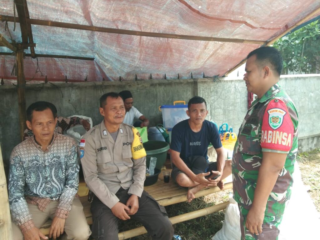 Bhabinkamtibmas Polsek Cikeusik Bersinergi Sambangi Warga Tanjungan 8 IMG 20240601 WA0083