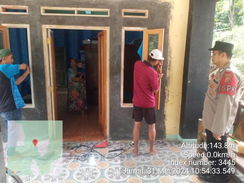 Polsek Menes Polres Pandeglang Melaksanakan Sambang Kepada Warga di Kecamatan Menes 3 IMG 20240601 WA0088