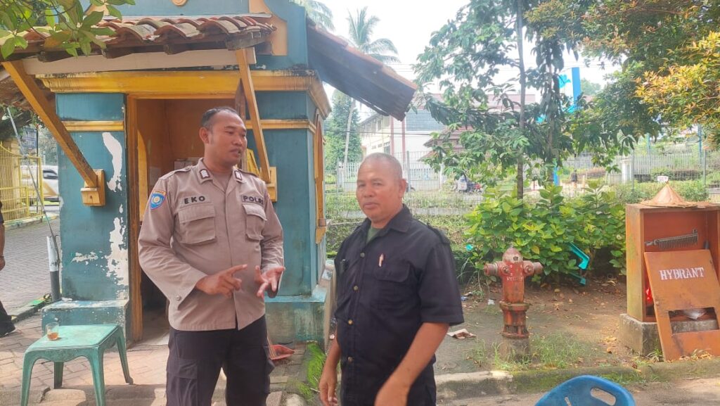 Polsek Carita Gencar Lakukan Patroli Wisata ke Hotel dan Beri Himbauan kepada Security 3 WhatsApp Image 2024 06 16 at 17.31.50