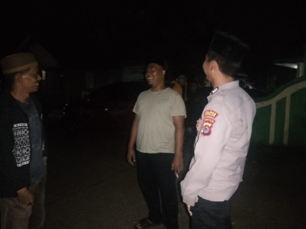 Lakukan Sambang Polsek Cikedal Sisipkan Pesan Kamtibmas 7 WhatsApp Image 2024 06 19 at 00.12.14