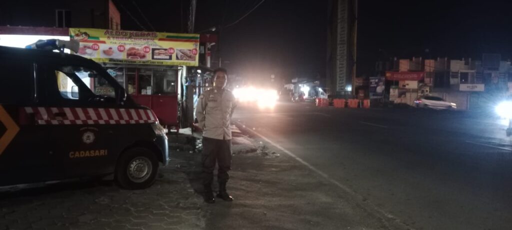 Patroli Polsek Cadasari Antisipasi Kejahatan Malam dan Balapan Liar di Pertigaan Cigadung 3 WhatsApp Image 2024 06 23 at 12.10.41