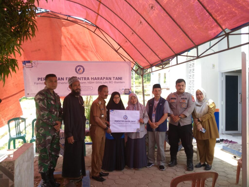 Polsek Angsana Hadiri Peresmian FS Sentra Harapan Tani Program YBM Brilian di Desa Karangsari Berlangsung Lancar 2 WhatsApp Image 2024 06 24 at 18.38.33