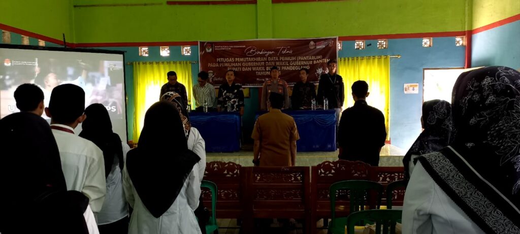 Kapolsek Picung Polres Pandeglang Hadiri Pelantikan dan Pengambilan Sumpah Pantarlih Pemilu 2024 6 WhatsApp Image 2024 06 26 at 05.33.29