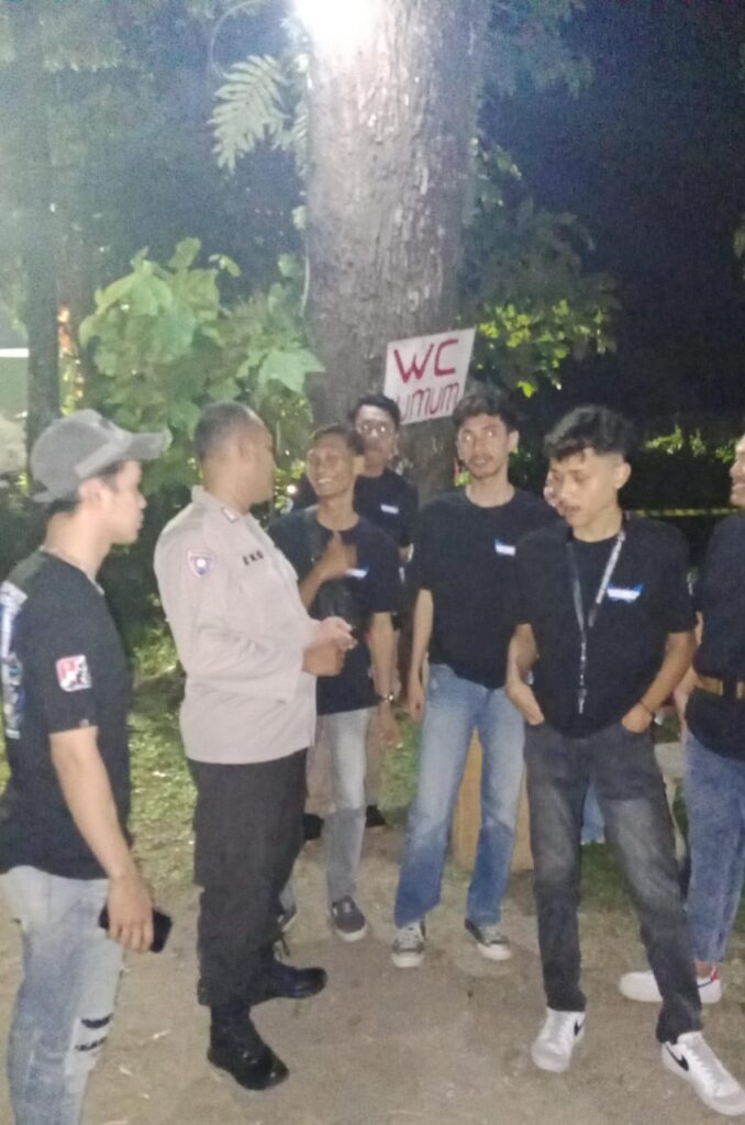Polsek Carita Himbau Pengunjung Pantai untuk Tertib Berlalulintas 7 WhatsApp Image 2024 07 14 at 07.39.15