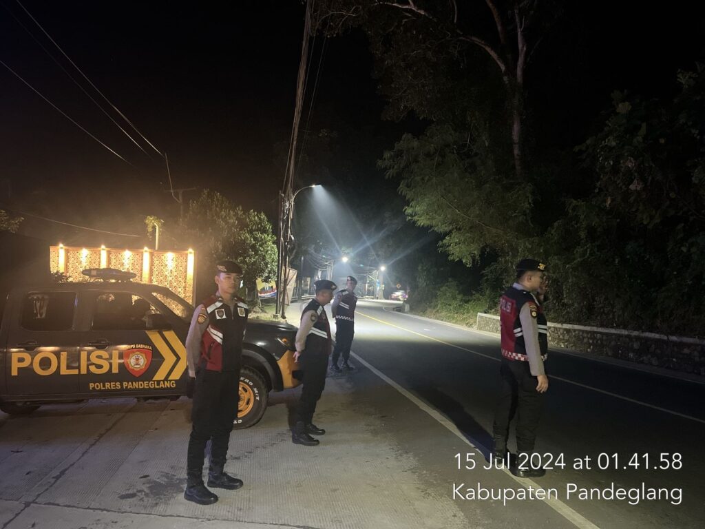 Sat Samapta Polres Pandeglang Cegah Aksi Balap Liar dengan Intensifkan Patroli Malam 7 WhatsApp Image 2024 07 15 at 05.39.41