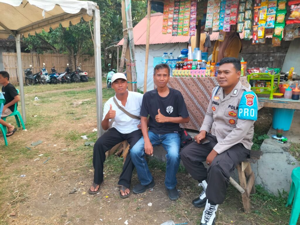 Polsek Carita Amankan Turnamen Voli Putri dalam Kegiatan Tasyakuran Laut di Carita 9 WhatsApp Image 2024 07 20 at 19.52.37