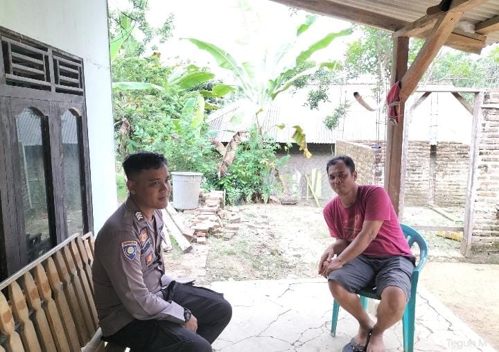 Sambangi Warga Desa Padaherang, Ini yang Disampaikan Bhabinkamtibmas Polsek Angsana 8 WhatsApp Image 2024 07 21 at 19.23.19
