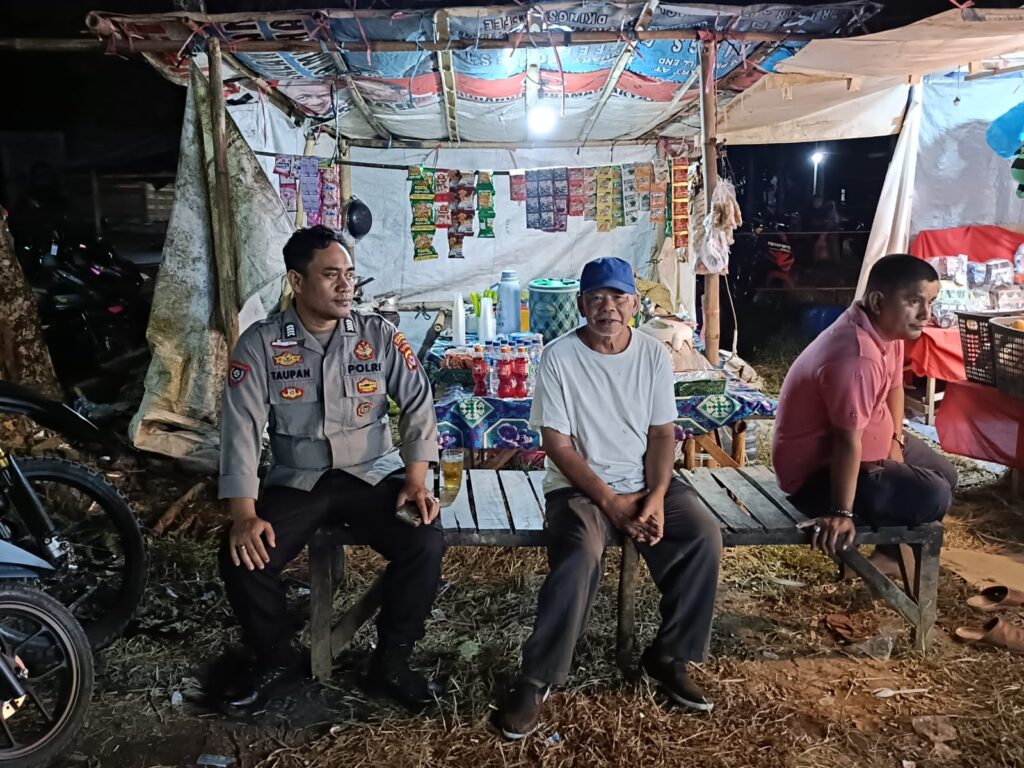 Polsek Picung Gelar Patroli Malam Antisipasi C3 8 WhatsApp Image 2024 07 21 at 21.32.05