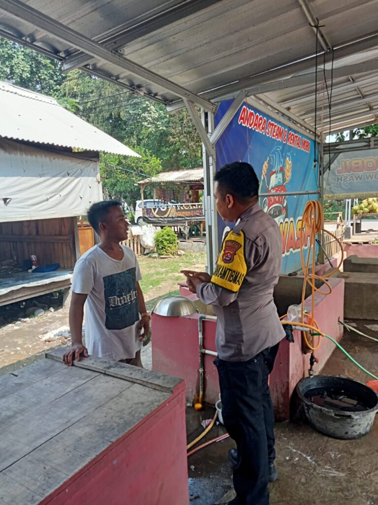 Bhabinkamtibmas Polsek Carita Sambangi Warga Binaan Ciptakan Kondusifitas 10 WhatsApp Image 2024 07 23 at 05.48.33