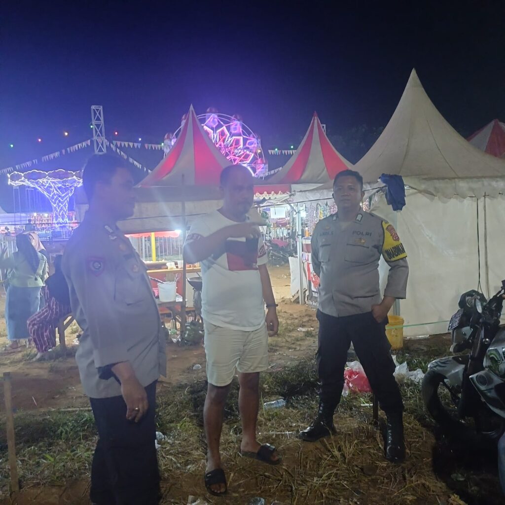 Polsek Picung Gelar Patroli Malam Ciptakan Kamtibmas Kondusif 7 WhatsApp Image 2024 07 24 at 23.25.39