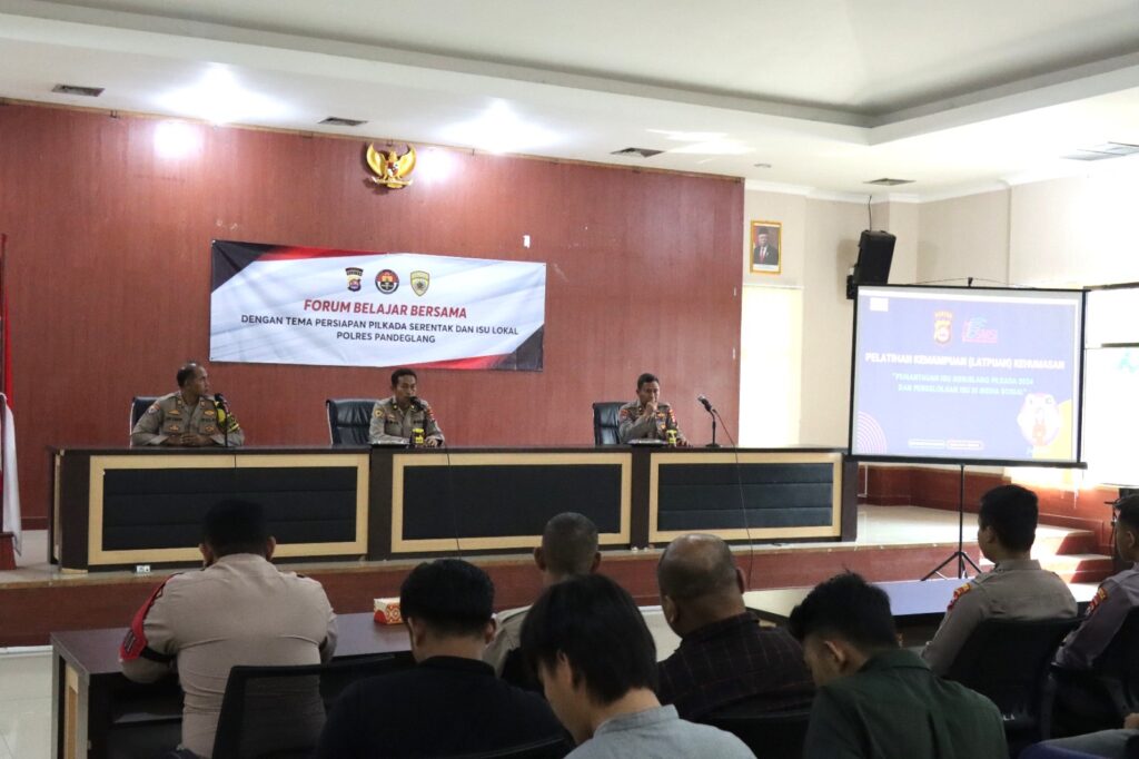 SiHumas Polres Pandeglang Gelar Forum Belajar Bersama dengan Tema Persiapan Pilkada Serentak dan Isu Lokal 1 WhatsApp Image 2024 07 25 at 10.41.49