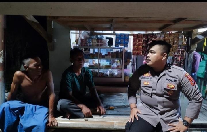 Bhabinkamtibmas Polsek Angsana Polres Pandeglang Laksanakan Patroli Dialogis di Wilayah Hukum Polsek Angsana 5 WhatsApp Image 2024 07 26 at 20.12.50