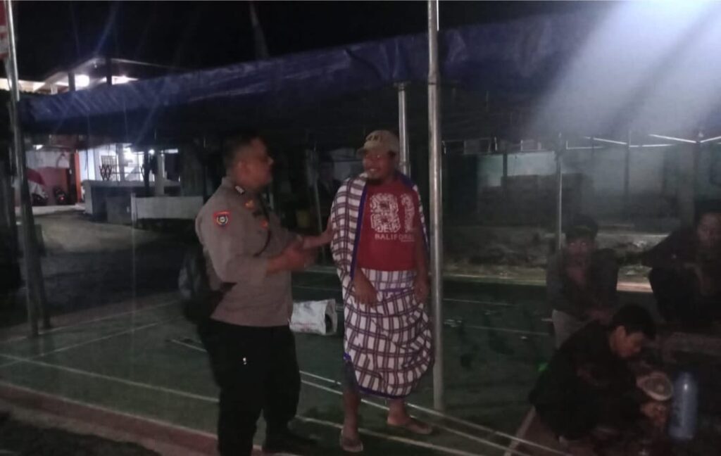 Demi Mencegahnya Gangguan Kamtibmas Personil Polsek Cimanuk Laksanakan Patroli Malam 9 WhatsApp Image 2024 07 27 at 02.03.28