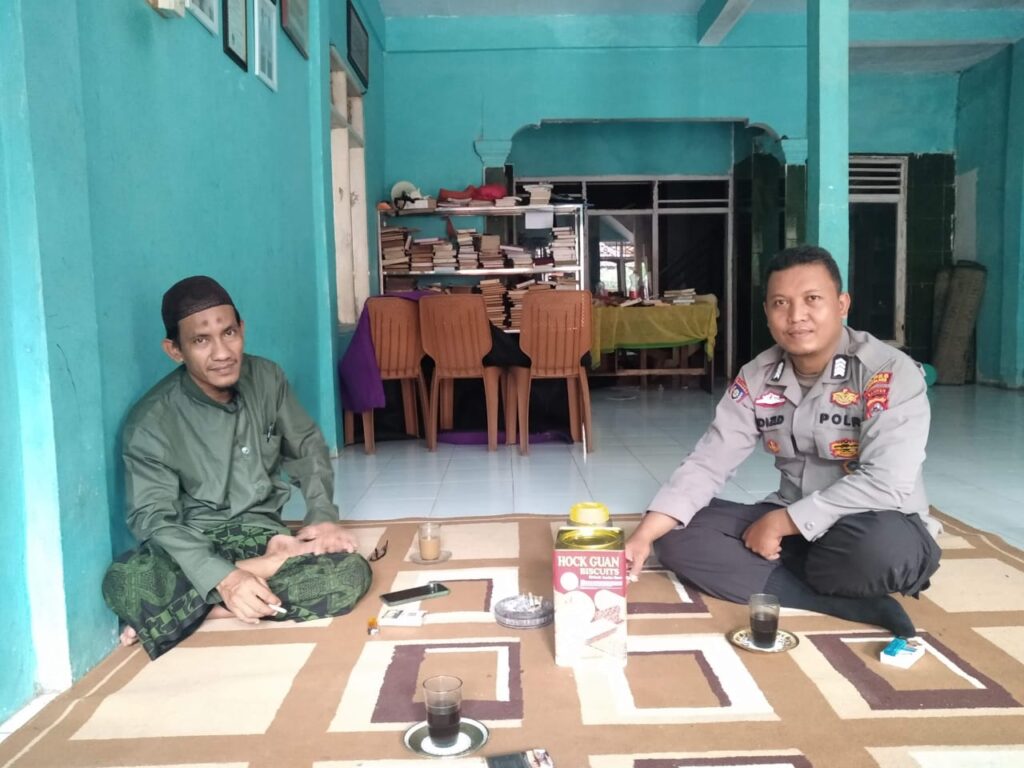 Pererat Silaturahmi Polsek Menes Rutin Sambangi Tokoh Agama 4 WhatsApp Image 2024 07 29 at 13.24.31