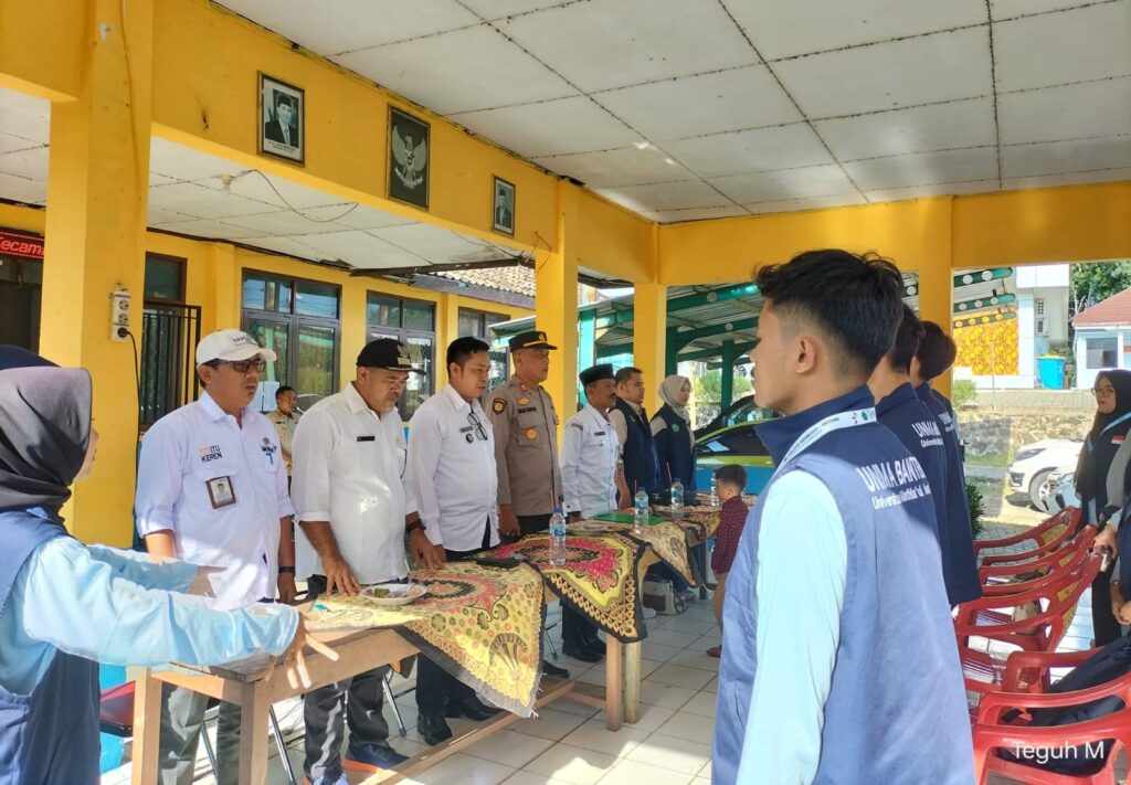 Kapolsek Angsana Polres Pandeglang Ikuti Rapat PHBN HUT RI Tingkat Kecamatan Angsana 8 WhatsApp Image 2024 07 29 at 21.35.16