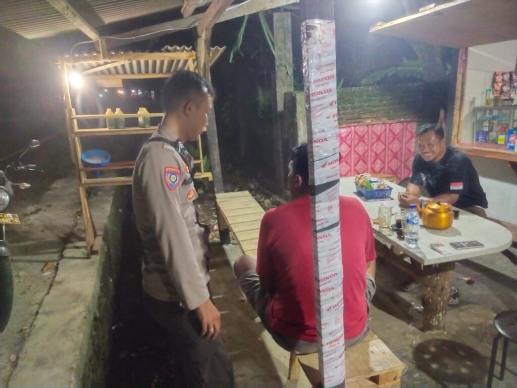 Tekan C3 dan jaga kondusifitas, Polsek Panimbang Tingkatkan Patroli Malam 3 IMG 20240811 WA0011