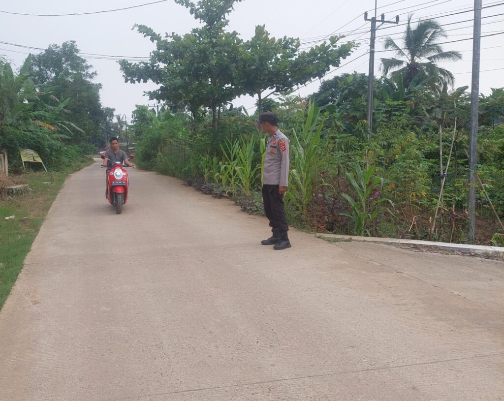 Gelar Personil di Jalan Polsek Patia Laksanakan Strong Point di Sore Hari 7 IMG 20240811 WA0017