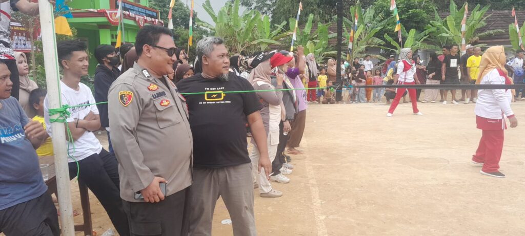 Polsek Picung Berikan Keamanan Terjaga Sempurna, Turnamen Voli Antar Desa Kecamatan Picung Berjalan Meriah 5 IMG 20240811 WA0029