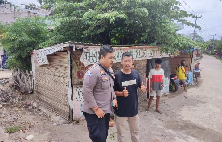 Bhabinkamtibmas Polsek Angsana Polres Pandeglang Laksanakan Sambang di Desa Sumurlaban 4 WhatsApp Image 2024 08 01 at 05.59.39