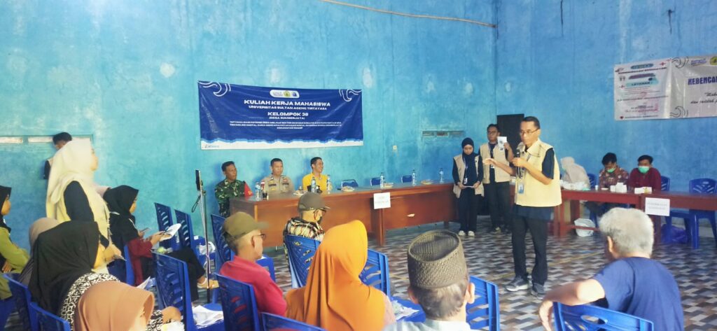 Kolaborasi Mahasiswa KKM Untirta dan Polsek Sumur Berikan Edukasi Positif kepada Masyarakat Desa Sumber Jaya 7 WhatsApp Image 2024 08 04 at 11.16.02