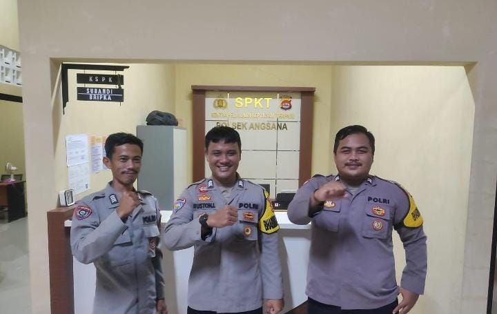Anggota Piket Polsek Angsana Laksanakan Siaga Mako 4 WhatsApp Image 2024 08 04 at 22.34.01