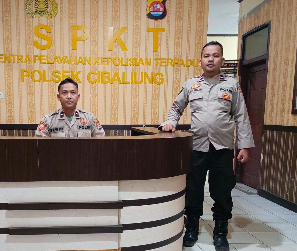Polsek Cibaliung Tingkatkan Kesiapsiagaan dan Pengamanan Mako untuk Antisipasi Gangguan Keamanan 1 WhatsApp Image 2024 08 05 at 03.37.45