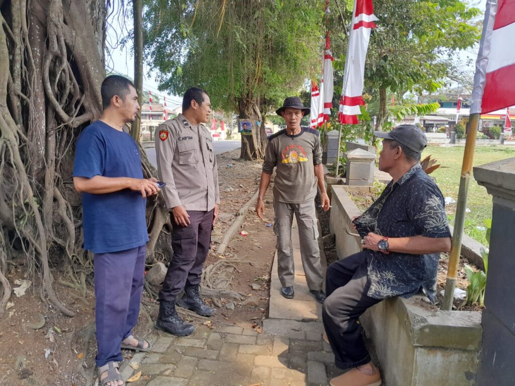 Polsek Menes Tingkatkan Patroli KRYD untuk Ciptakan Kamtibmas yang Aman dan Nyaman 7 WhatsApp Image 2024 08 07 at 14.22.07