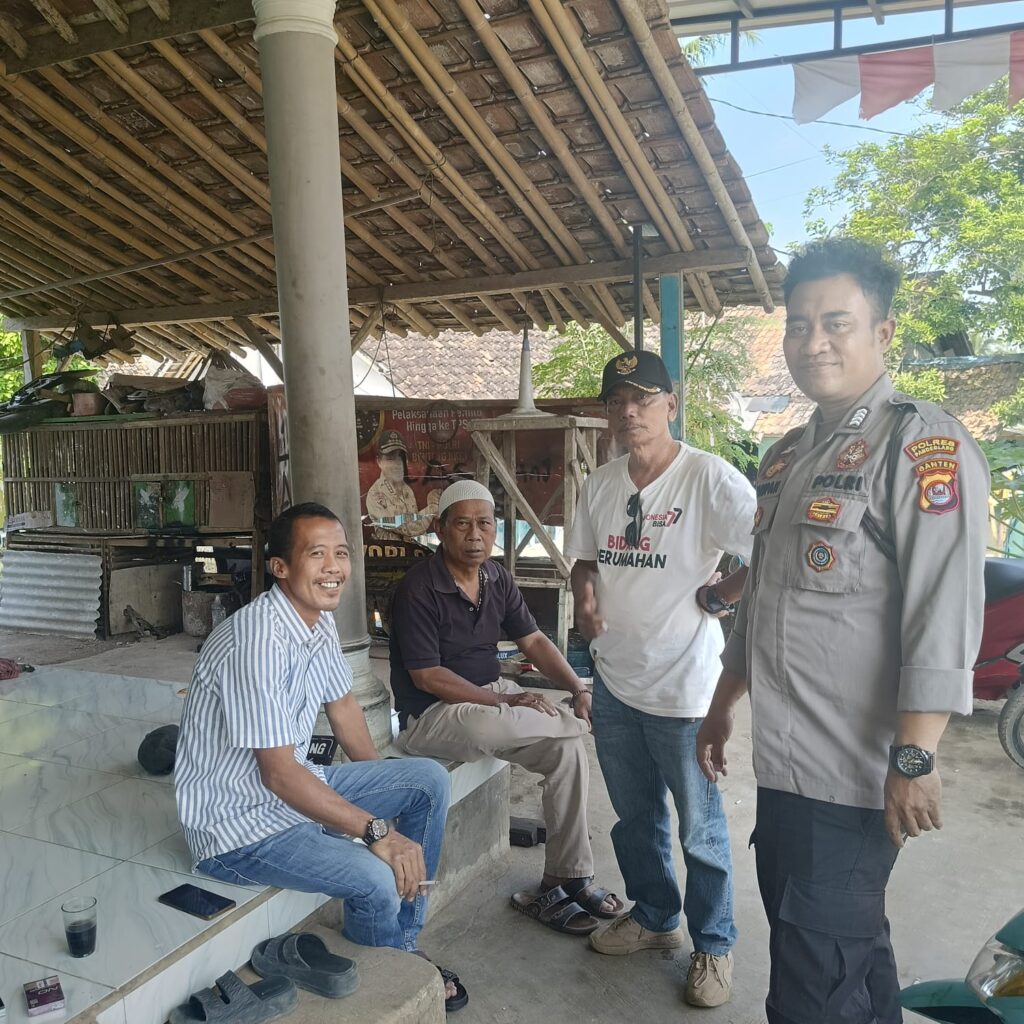 Kanit Binmas Polsek Picung Jalin Kemitraan dengan Tokoh Ormas 3 WhatsApp Image 2024 08 07 at 19.38.31