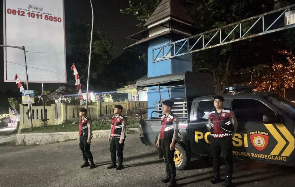 Sat Samapta Polres Pandeglang Gelar Patroli Malam Dialogis di Terminal Kadubanen, Cegah Maraknya Aksi C3 8 WhatsApp Image 2024 08 29 at 05.21.29