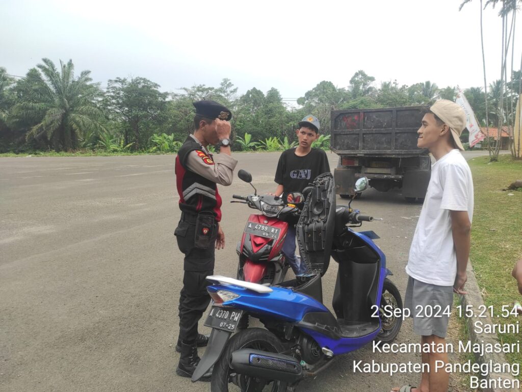 Sat Samapta Polres Pandeglang Gelar Patroli Sore di Stadion Badak untuk Cegah Balap Liar 3 WhatsApp Image 2024 09 02 at 17.11.36