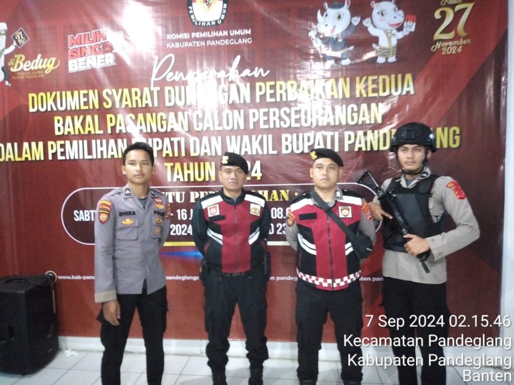 Pengamanan Maksimal di Kantor Bawaslu, Sat Samapta Polres Pandeglang Jaga Keamanan Selama Pilkada 2024 2 WhatsApp Image 2024 09 07 at 04.21.11 1