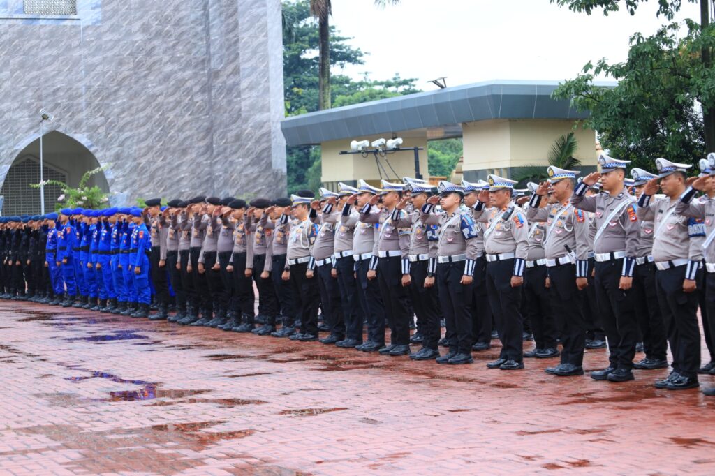 Satlantas Polres Pandeglang Tunjukkan Kesiapan Operasi Keselamatan 2026 dalam Apel Gelar Pasukan di Mapolda Banten 5 WhatsApp Image 2026 02 02 at 09.31.02